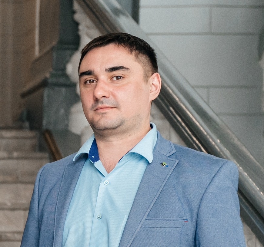 Гвоздяков Дмитрий Васильевич